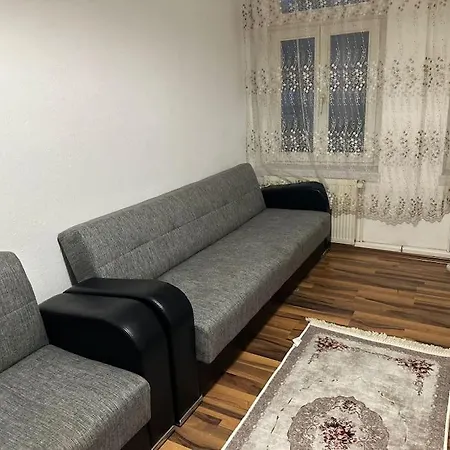2 In Ruhiger Lage Apartment