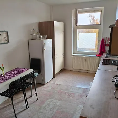 2 In Ruhiger Lage Lägenhet *